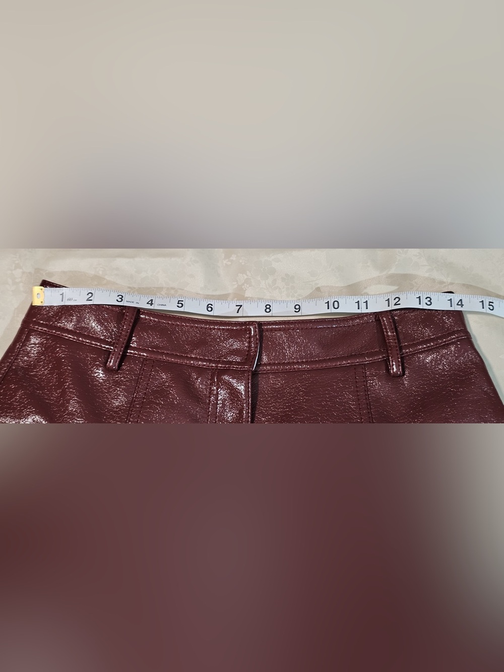 Tibi Burgundy Faux Leather High Rise Shorts Size 6 - Picture 3 of 13